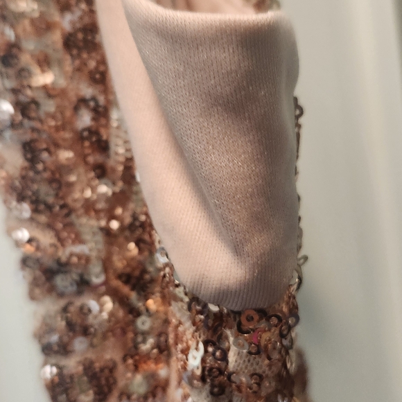 VENUS Rose Gold Sequin V-Neck Mini Dress - Picture 10 of 10